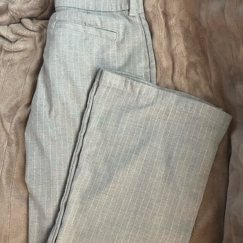 American Eagle Outfitters Light Gray Flare Pants